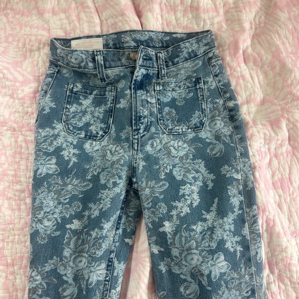 GAP x LoveShackFancy